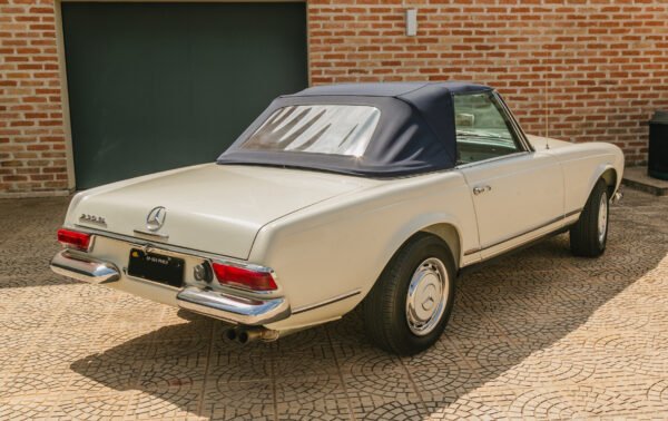 Mercedes 230SL - Imagem 3
